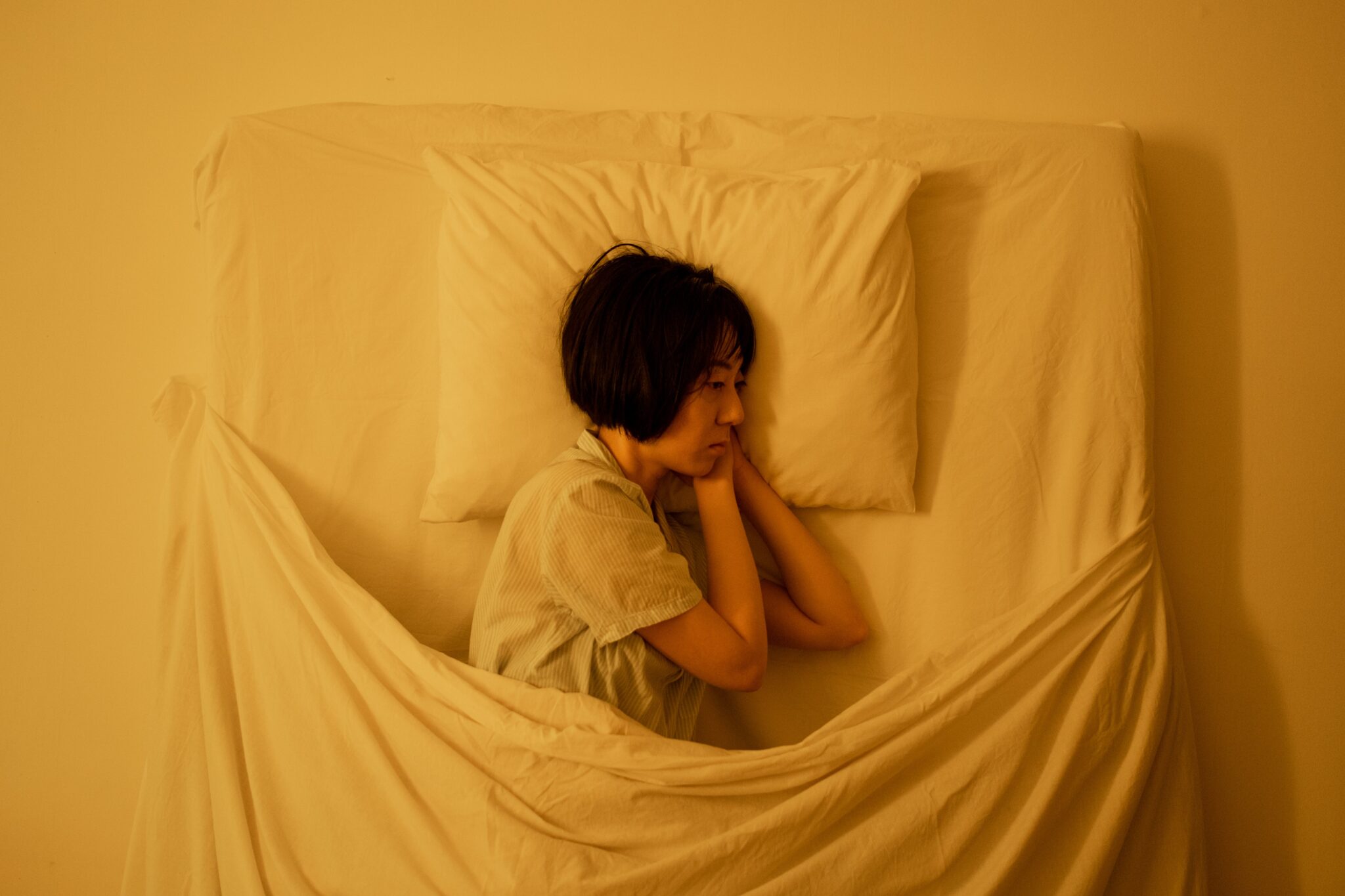 how-to-treat-and-manage-sleep-anxiety-stellar-sleep-blog