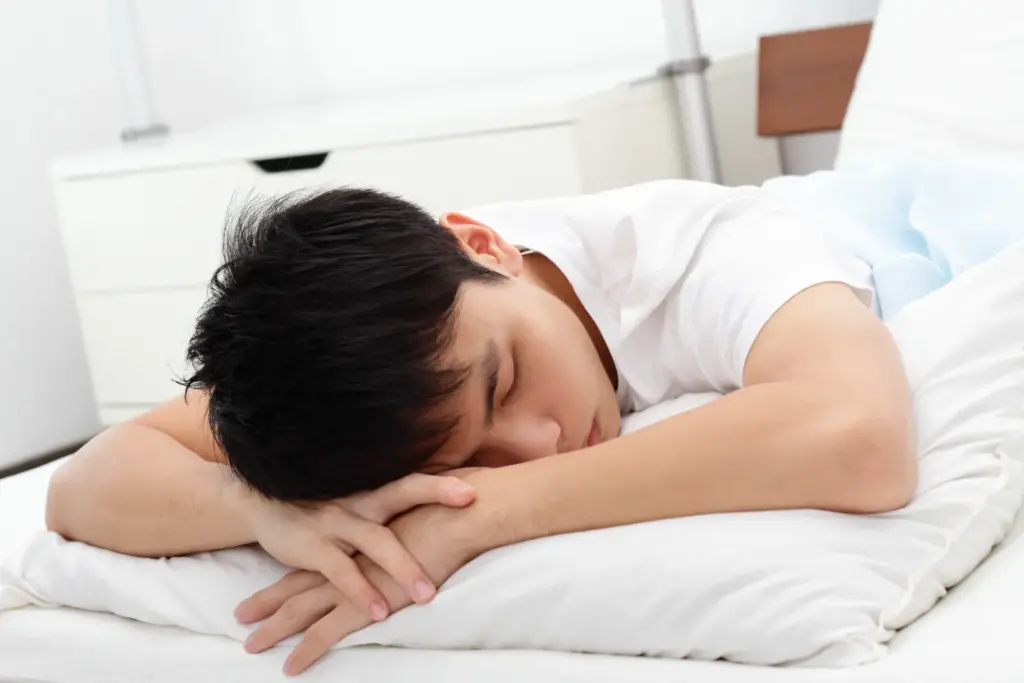 A Guide To Perfect the Prone Sleep Position